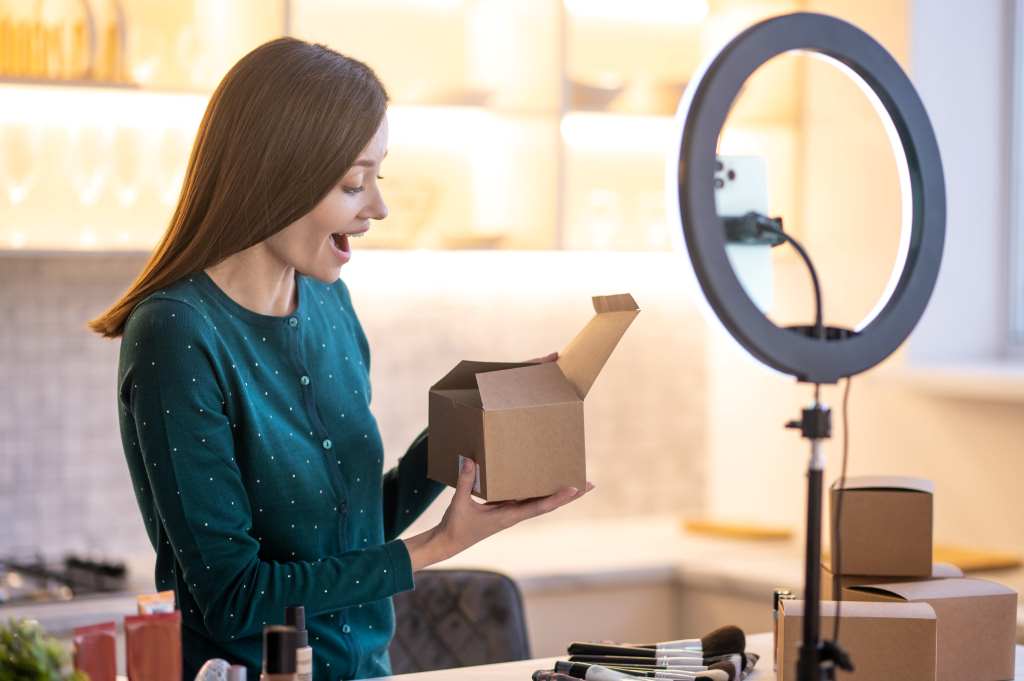 The Future of E-Commerce Packaging: A Sustainable Revolution - Marigold